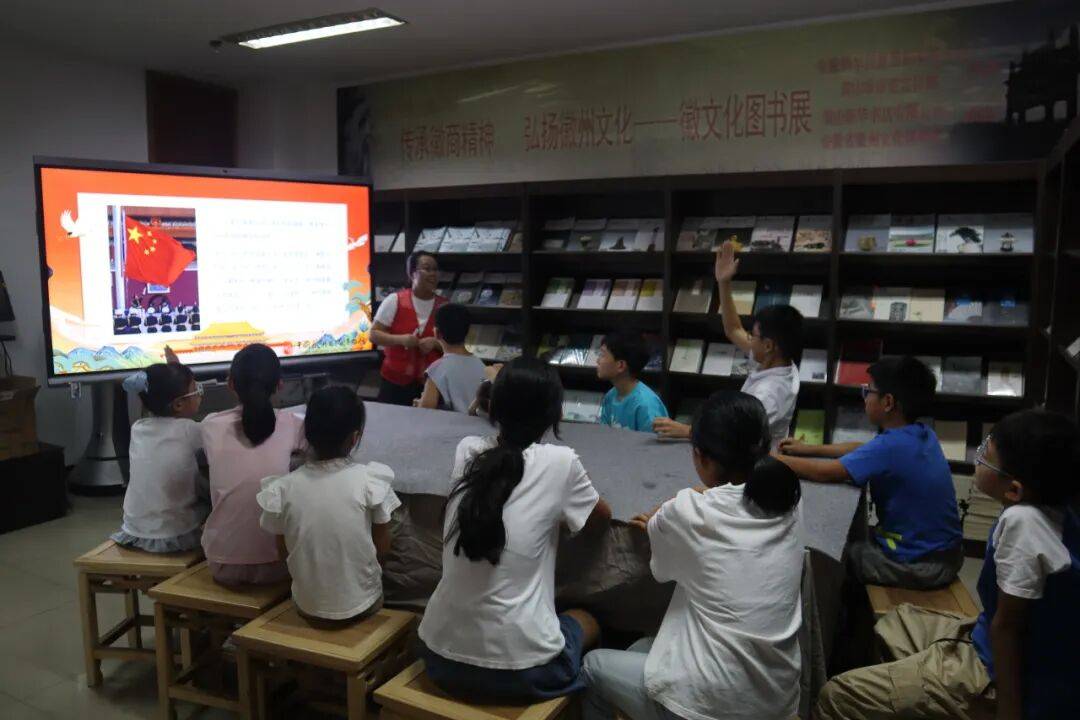 思——中徽博双节活动相继举办开元棋牌织锦映华诞玉兔寄情(图4)