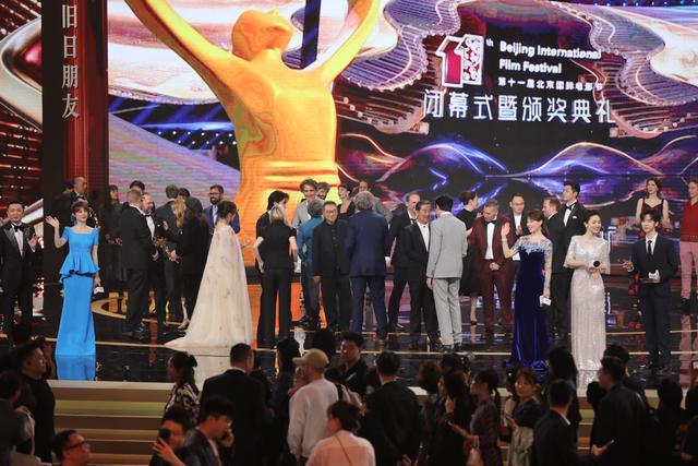 都一幅壮阔图卷纵情铺展开元棋牌北京：文化之(图9)