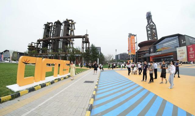 都一幅壮阔图卷纵情铺展开元棋牌北京：文化之(图8)